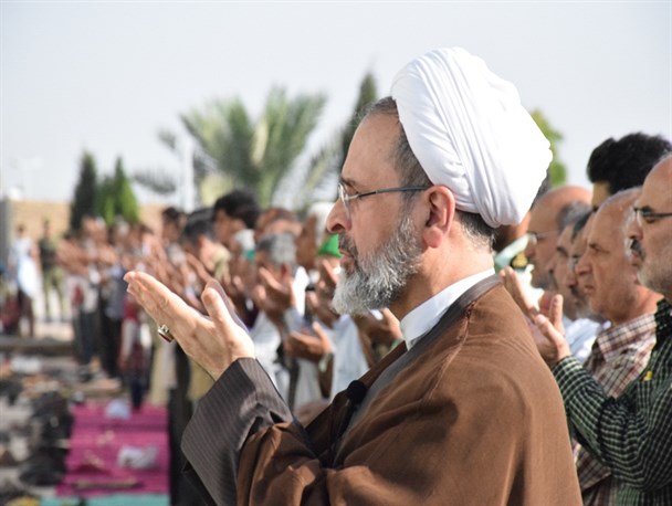 اقامه نماز با شکوه عید سعید فطر در استان یزد