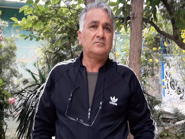 معتادی که علاوه بر ترک اعتیاد 6 هزار نفر، کارآفرین شد/ تولید پوشاک با اشتغال 25 بهبودیافته در کمپ رهایی کرج/ حسن عبدی: 99 درصد دوستانم به واسطه اعتیاد زیر خاک هستند