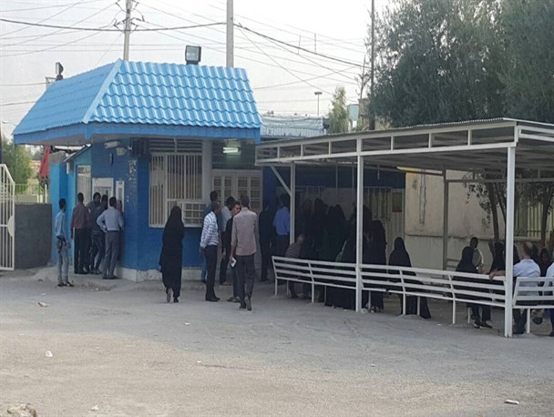 ماجرای غیبت پزشکان درکلینیک تخصصی والفجر گچساران/بیماران همچنان سرگردانند