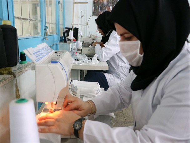 اینجا مهربانی همچنان موج می‌زند/ تولید 30  هزار ماسک رایگان توسط  بانوان بلوچ
