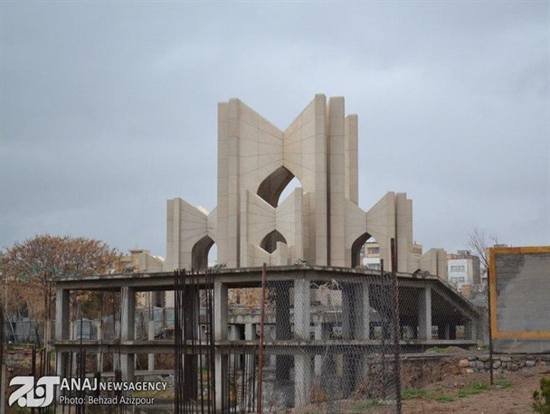 مزار اعتصامی پیش‌کش؛ پیگیر مقبرةالشعرا باشید