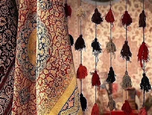 غوغای طرح و رنگ در هنر اصیل ایرانی/ خودنمایی فرش "لری" در بازارهای جهانی حمایت مسئولان را می‌طلبد