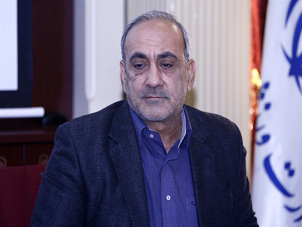 گرشاسبی: معاوضه بازیکن با باشگاه استقلال صحت ندارد؛ مذاکره با نیازمند اخلاقی نیست/ شیمبا از فولاد جدا شده؛ گُردان از خوب‌های تیم ماست