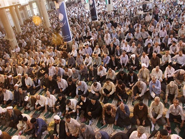 نماز جمعه قوی‌ ترین اجتماع برای خنثی سازی توطئه‌ های دشمن است