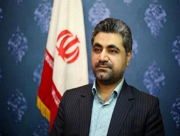 مذاکرات امیدوارکننده برای تخفیف شهریه دانشگاه آزاد واحد نهبندان/ تصمیمات باعث خالی شدن دانشگاه‌ها نشود