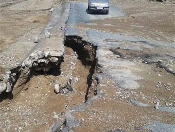 خسارت ۳۵۰ میلیاردی سامانه مونسون به جاده‌های جنوبی سیستان و بلوچستان