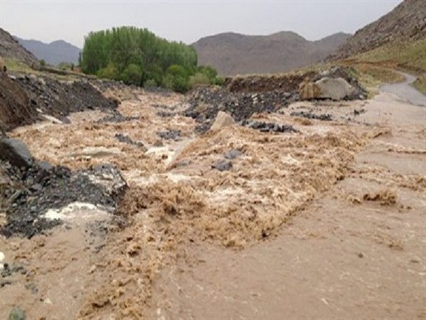 خروش سیل در بهاباد استان یزد
