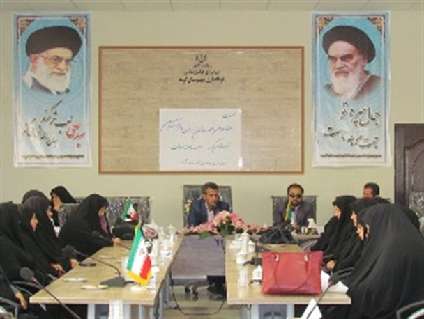 بانوان نقش اجتماعی خود را فراموش نکنند