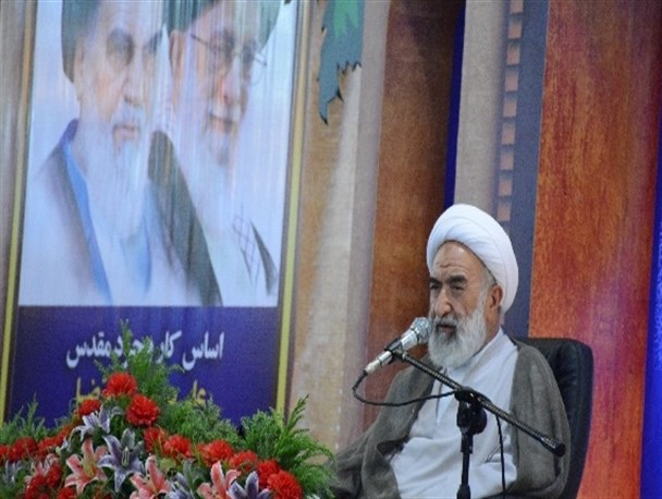 تصایر استقبال از خادمان حرم رضوی و جشن زیر سایه خورشید در بوشهر