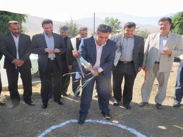 عملیات احداث پیست دوچرخه سواری سنقر با اعتباری بالغ بر 1.5 میلیارد ریال آغاز شد