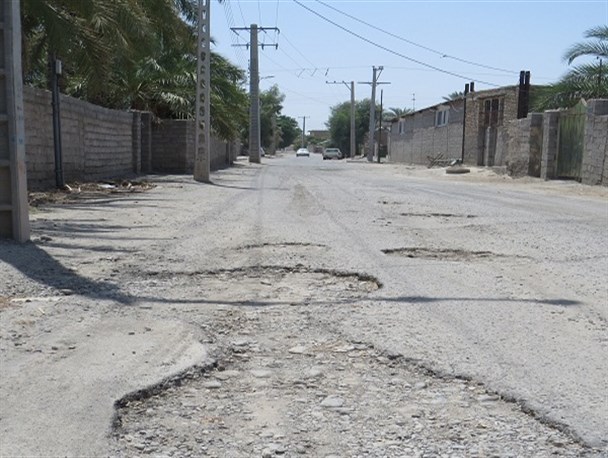 کوچه های خاکی عنبرآباد تشنه آسفالت مناسب