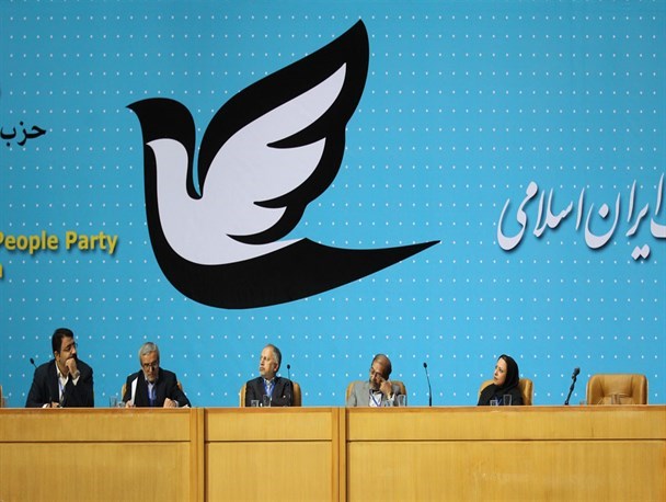 خیز دوباره فتنه گران با میدان‌داری آقای خاص