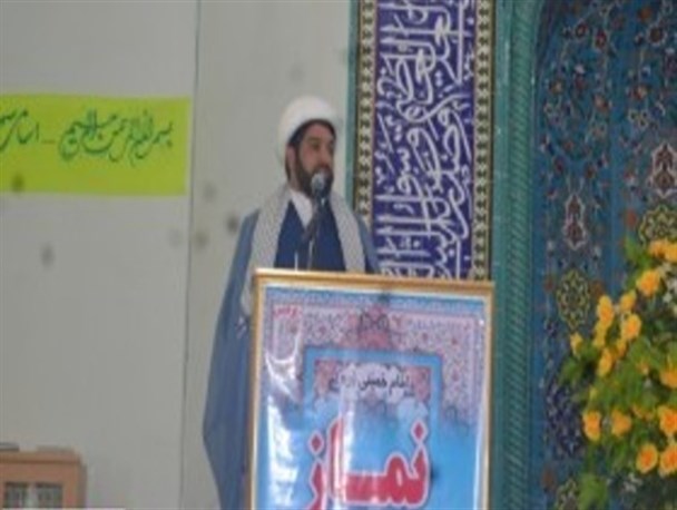 بانک ها با اجرای قوانین بانکداری اسلامی، جلوی ربا را بگیرند/ مسئولان کارهای ماندگارتری در منطقه انجام دهند