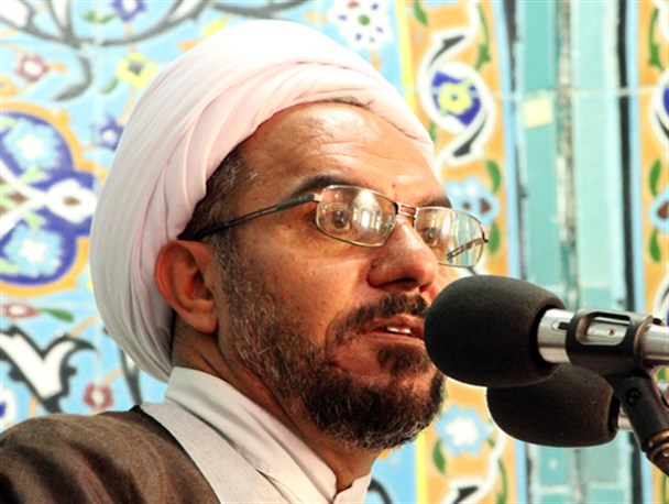 حقوقهای نجومی جوانان را نسبت به نظام بی اعتماد میکند
