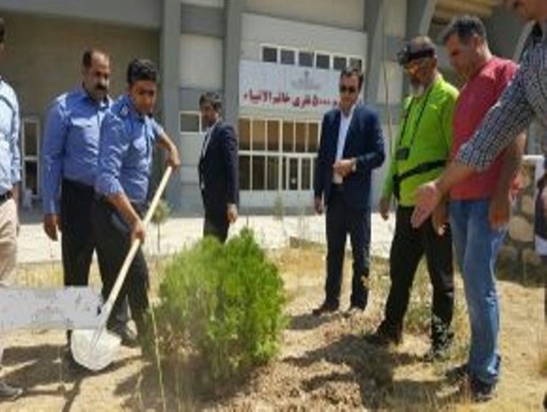 کاشت نهال به یاد شهدای دولت در بوکان