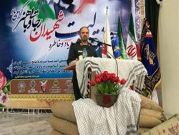 دشمنان آرزوی تسلیم و سازش را به گور خواهند برد