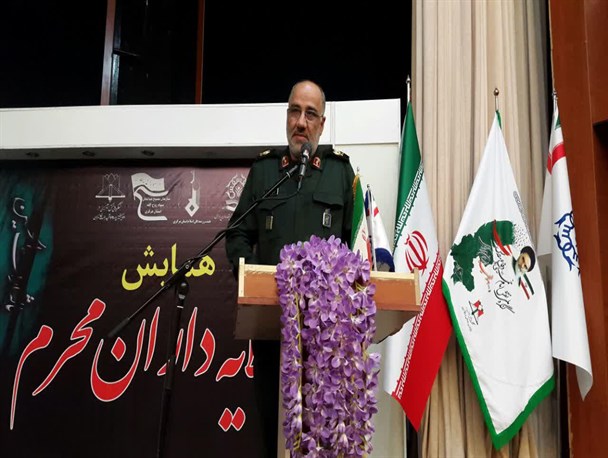 وظیفه مهم جامعه مداحان افزایش وحدت امت اسلامی است/ امروز به برکت انقلاب امت‌های اسلامی تمام‌قد علیه نظام استکباری ایستاده‌اند