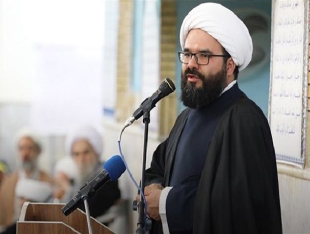 ستاد ملی مقابله با کرونا برای اعمال ممنوعیت سفر به مشهد تصمیم‌گیری کند