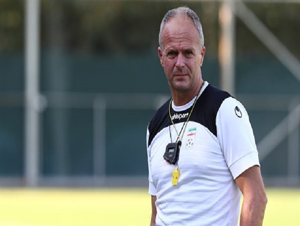 تات:  لیست نهایی تیم ملی چند روز دیگر اعلام می شود/ ایران قطعا به جام جهانی صعود می کند