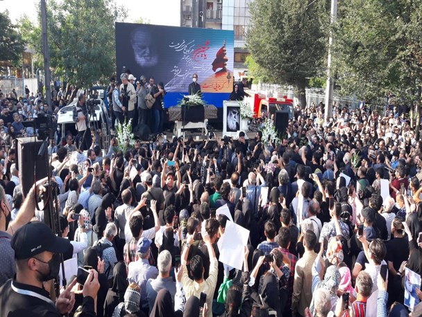 "سایه" در رشت آرام گرفت/ یلدا ابتهاج: پدرم آرزو داشت به خاک ایران سپرده شود + فیلم