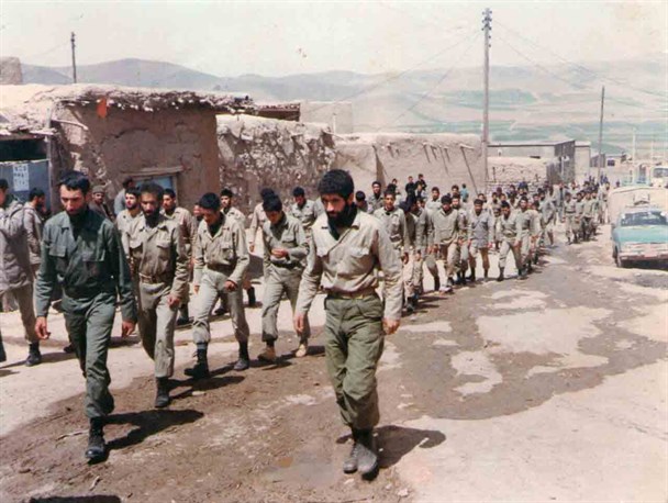 اهالی روستایی که همه جمعیت آن در دفاع مقدس رزمنده بودند+تصویر