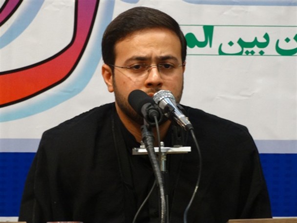 بازنشر تصاویر محفل انس با قرآن در مه ولات با حضور مرحوم “حاج محسن حاجی حسنی کارگر”