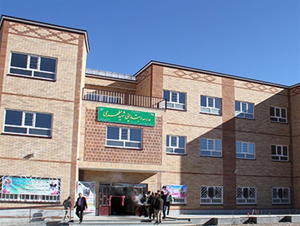 تحصیل ۳۰۰ دانش آموز فاقد شناسنامه