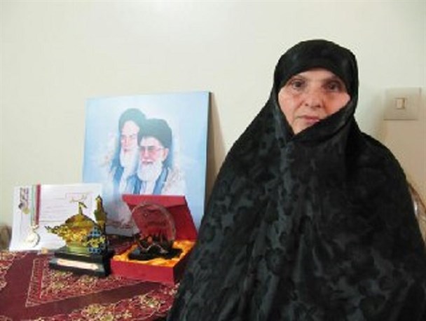 کمک به مجروحین و تسکین آلام آن‌ها باعث ادامه تحصیلم در رشته پرستاری شد/ این روزها به سختی نفس می کشم