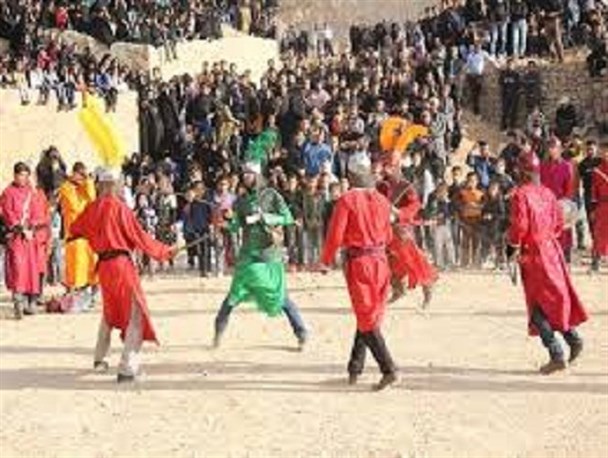 از کلک رفتن در حسینه تا رقابت برای برگزاری تعزیه بهتر
