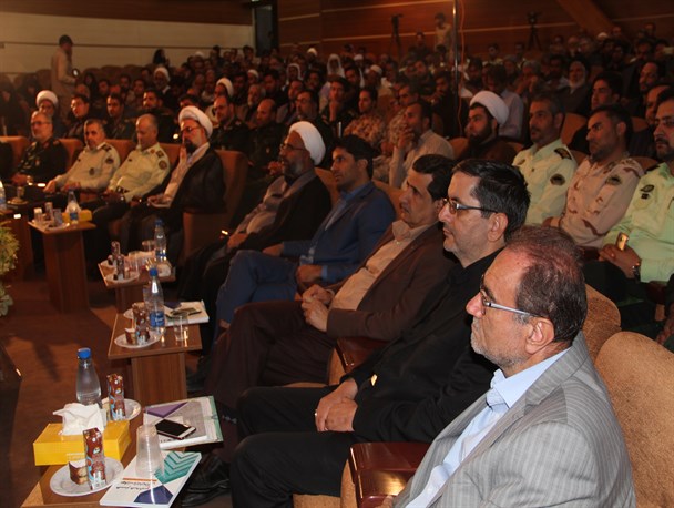 برگزاری همایش نهضت حسینی"امربه معروف و نهی از منکر و ارزش های اسلامی" در زاهدان+ تصاویر