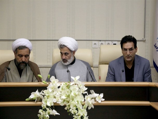 کارگاه هم اندیشی ظرفیت های تمدن سازی عاشورا در دانشگاه آزاد اردبیل