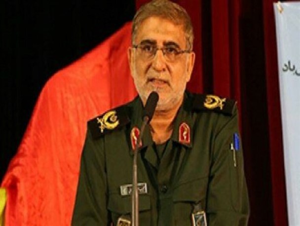 دانشجویان با الگوگیری از دفاع مقدس در اجرای بیاینه گام دوم انقلاب پیشگام باشند