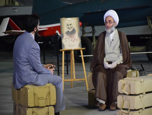 هیچ عاقل هوشمندی به آمریکا اعتماد نمی‌کند/ ایثارگران دفاع مقدس سند زنده انقلاب اسلامی هستند
