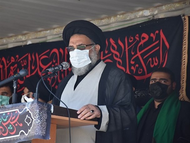 انقلاب اسلامی فرزند عاشورا است/آمریکایی ها از غیرت ایرانی شکست خوردند