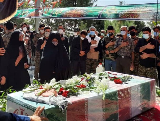 جاماندگان پیاده روی اربعین در کوهسار، میزبان شهید گمنام شدند +تصاویر