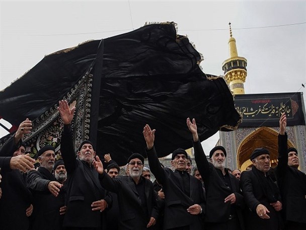 تشرف محضر امام مهربانی‌ها/ آغاز زیارت تو دل باختن است