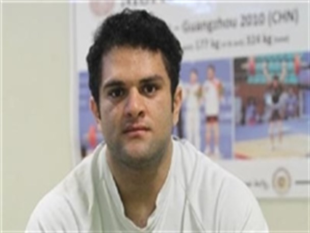 مدال برنز مسابقات جهانی وزنه برداری بر گردن براری