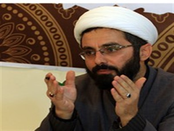فروش اوراق وقف در بقاع متبرکه همدان