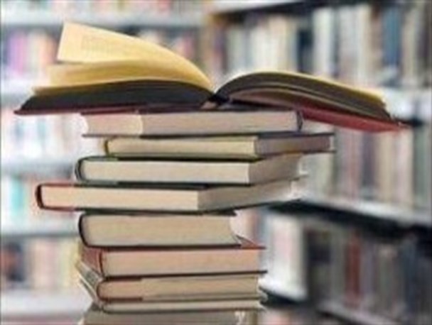 یک املشی برنده مسابقه کتابخوانی شد