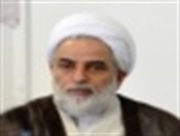 مداحان از خواندن اشعاری که باعث وهن شهدای کربلا می شود پرهیز کنند