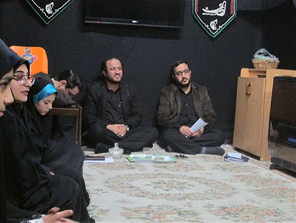 دختران اتحادیه پرچم دار ارزش های اسلامی اند