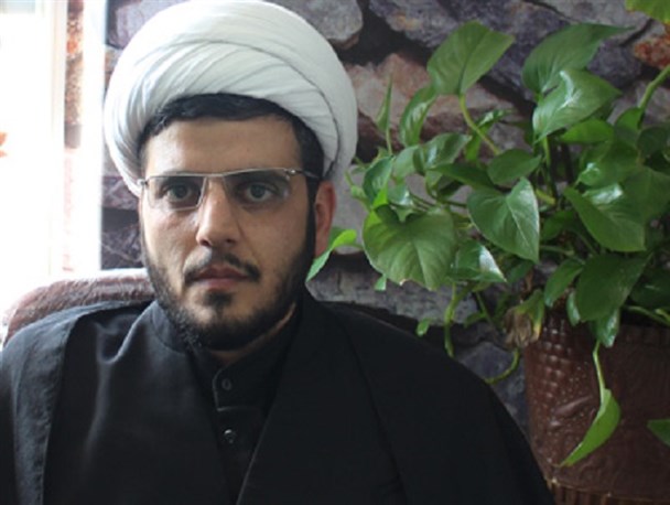 ادعای دست دادن امام حسین با عمر سعد سند معتبری ندارد/ اغراض سیاسی هدف این گونه اظهارات است