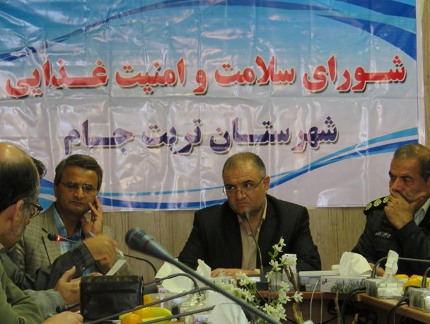انتقاد فرماندار تربت‌جام از کیفیت نان در شهرستان