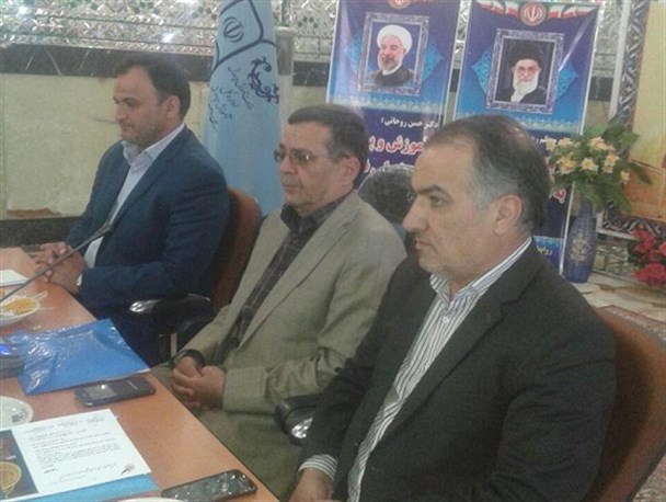 آموزش و پرورش استان اصفهان در ۳۰ شاخص دارای رتبه برتر است/ میانگین پرداختی ماهانه اداره کل ۱۴۰ میلیارد تومان است