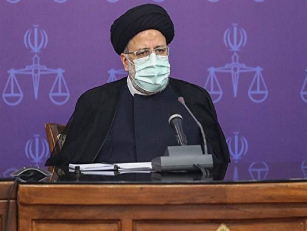 یک حادثه نباید بهانه‌ای برای تضعیف پلیس شود/ جسارت به ساحت پیامبر اعظم (ص) توهین به تمام ادیان اللهی است