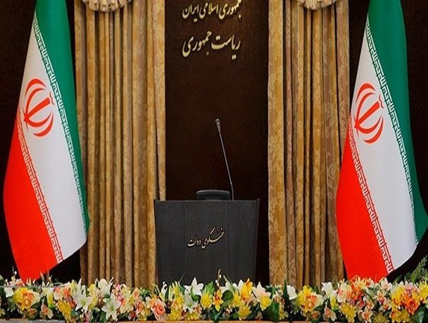 توهین نکنید تا کم‌کارها حاشیه‌سازی نکنند/ بهانه‌سازی مجانی برای فرار مسئولان "اهمال‌کار" از پاسخگویی