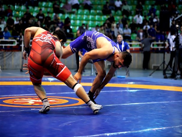 لیگ برتر کشتی| پیروزی آزادکاران دانشگاه آزاد در رفت و برگشت/ نیروی زمینی دبل شد!