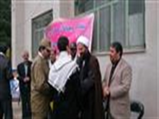 مراسم صبحگاه مشترک بسیج دانش آموزی درشهرستان قرچک برگزارشد