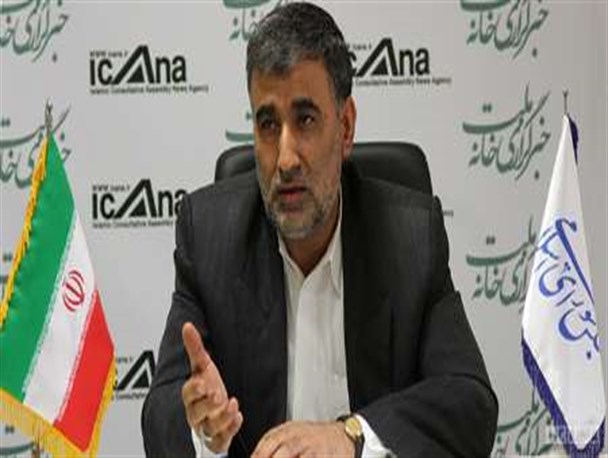 بسیجیان باید مجهز به سلاح علم و معرفت باشند