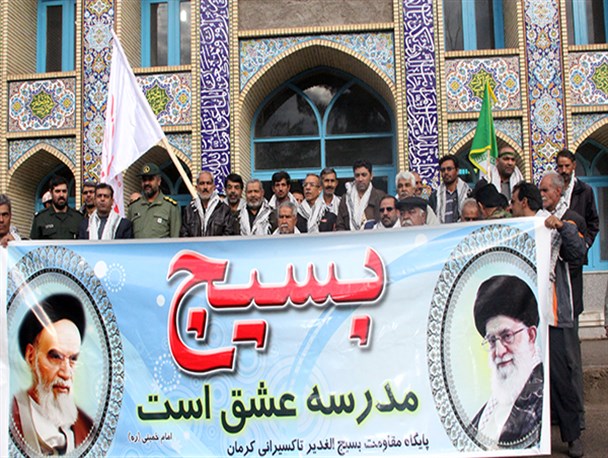 بسیجان با حضور خود در جبهه ها معنویت ،ایثار و رزم عاشورایی به ارمغان آوردند